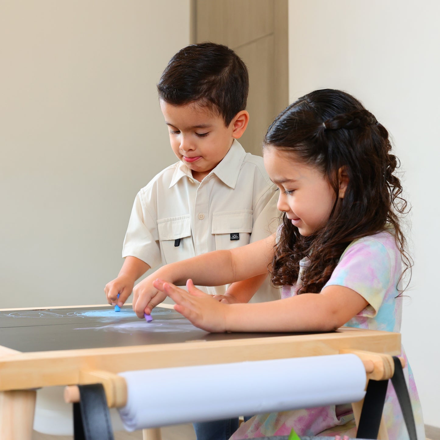 Mesa sensorial para niños