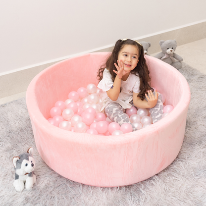 Alberca de pelotas para bebés.